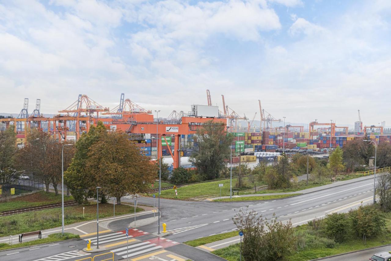 Gdynia Nasypowa Apartments With Parking By Noclegi Renters Buitenkant foto