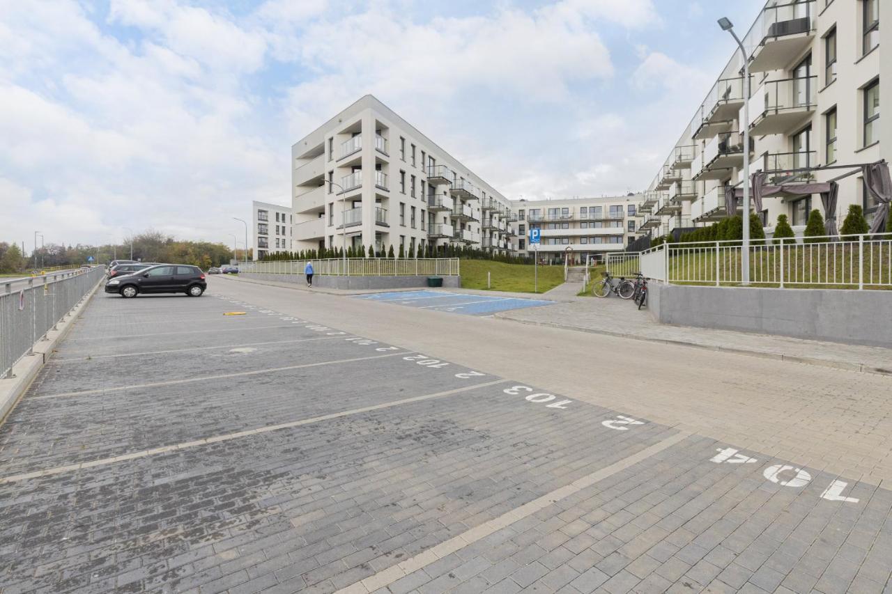 Gdynia Nasypowa Apartments With Parking By Noclegi Renters Buitenkant foto