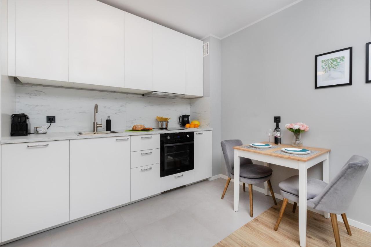 Gdynia Nasypowa Apartments With Parking By Noclegi Renters Buitenkant foto