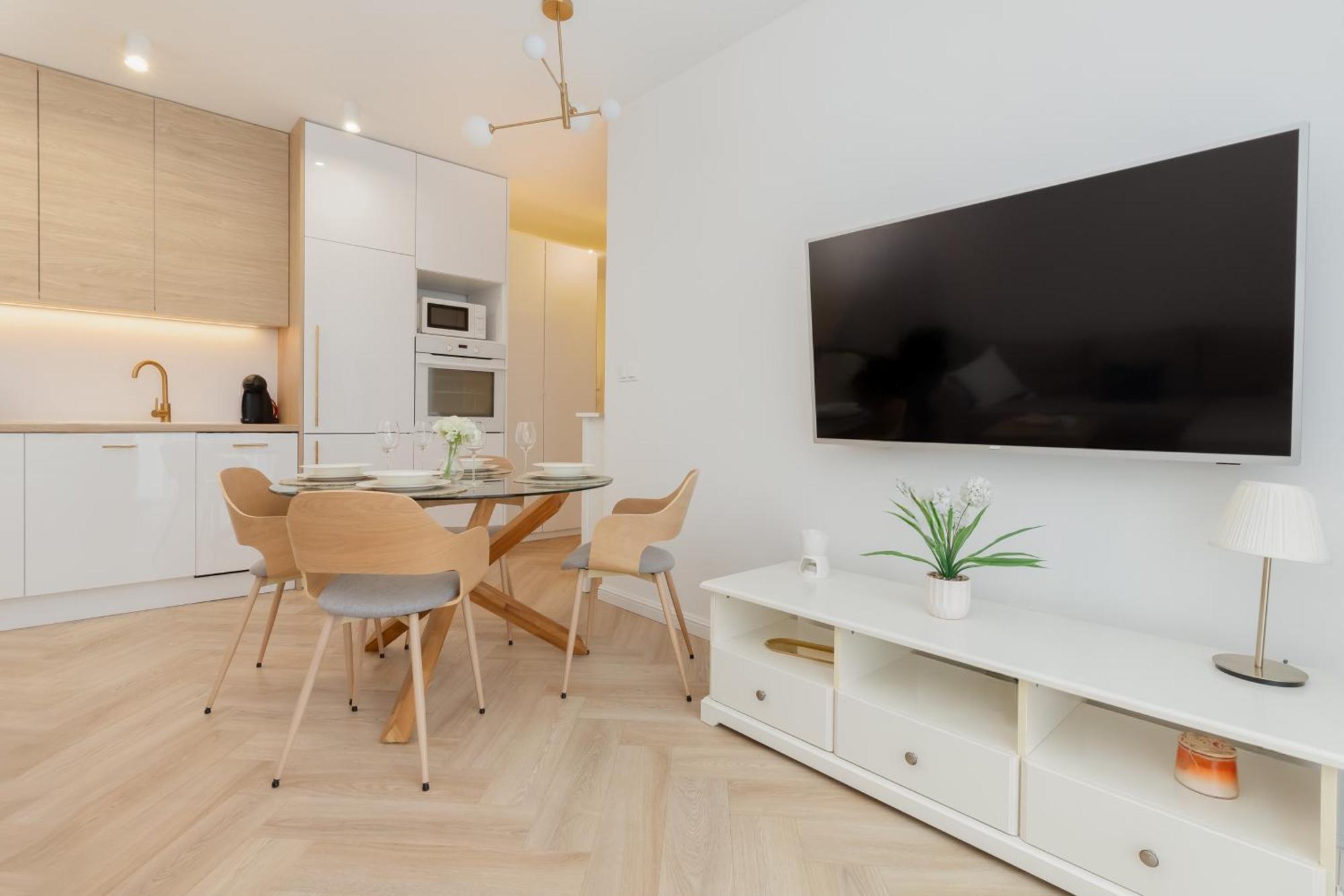 Gdynia Nasypowa Apartments With Parking By Noclegi Renters Buitenkant foto